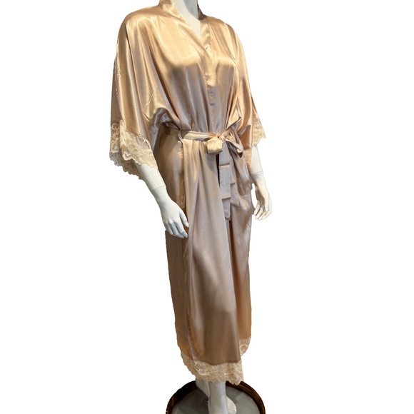 Babeyond Satin Robe Lace One Size Loungewear - Picture 9 of 10